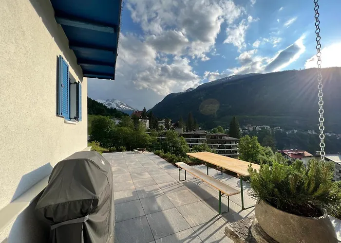 Charming Chalet With Sauna + Views!