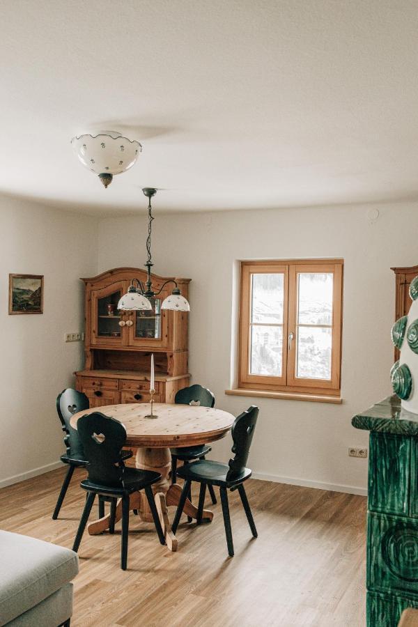 Charming With Sauna + Views! Chalet