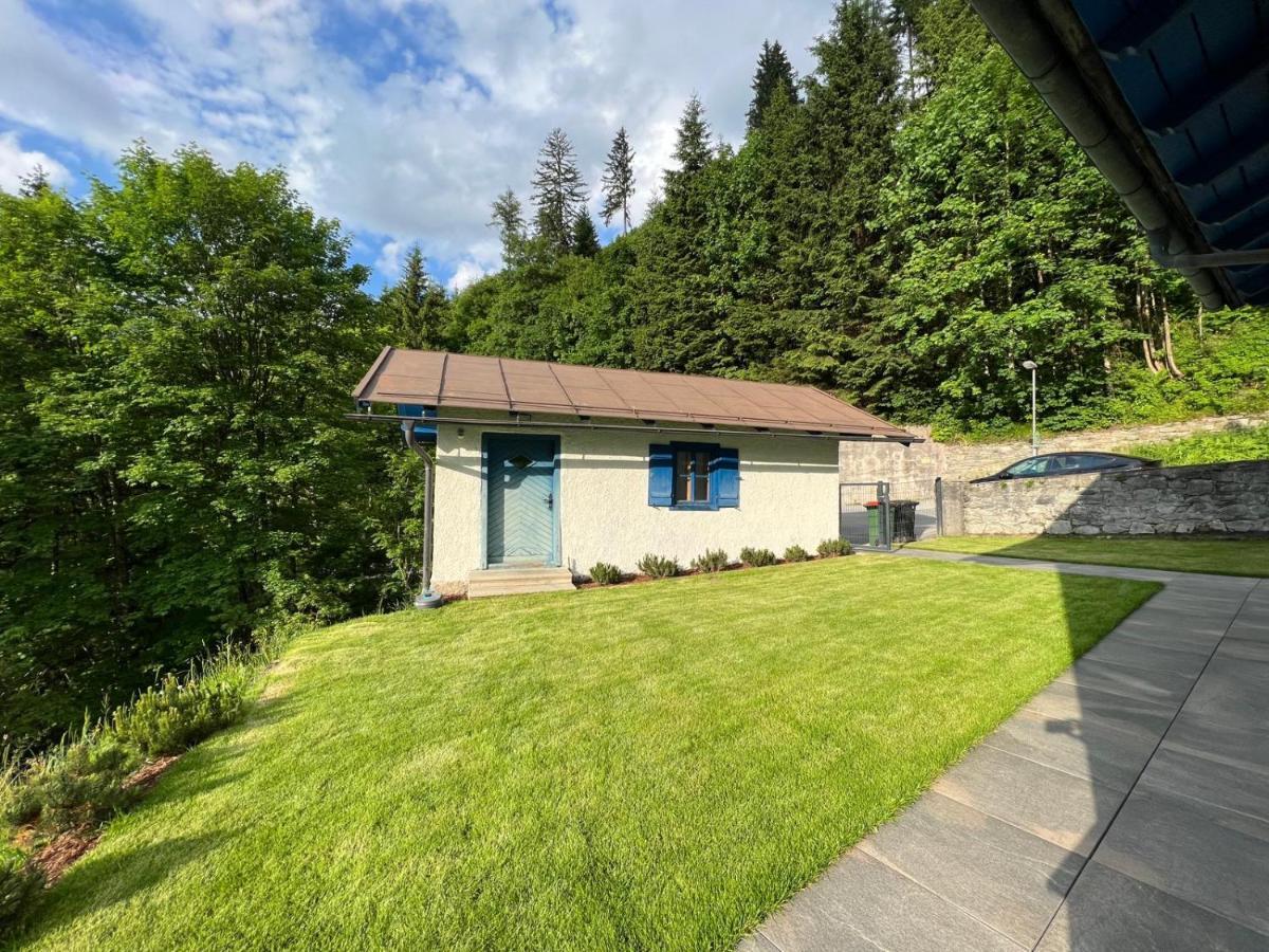 Chalet Charming With Sauna + Views!